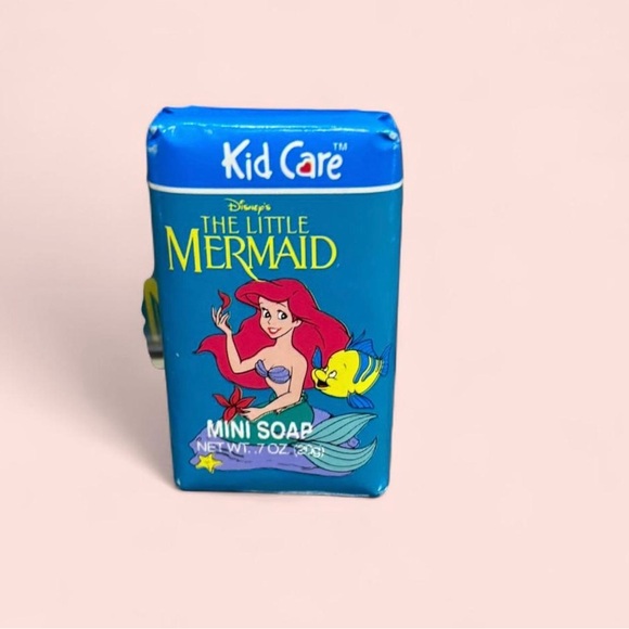 Vintage Disney The Little Mermaid Kid Care Ariel Travel Set Kid Care - Picture 4 of 6